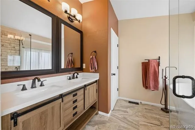 1271 Berganot Trail Castle Pines, CO 80108