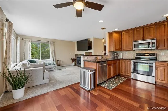 1271 Berganot Trail Castle Pines, CO 80108