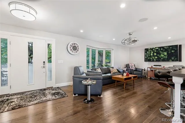 7649 S Cedar Circle Littleton, CO 80120