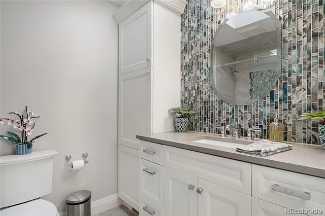 7649 S Cedar Circle Littleton, CO 80120