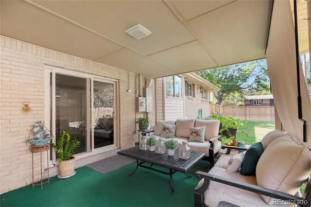 7649 S Cedar Circle Littleton, CO 80120