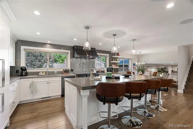 7649 S Cedar Circle Littleton, CO 80120