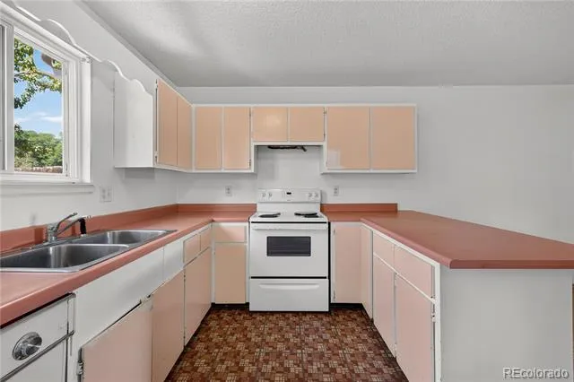 1264 S Reed Street #3 Denver, CO 80232