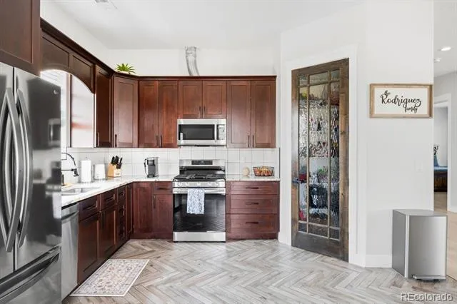 21181 E 120th Avenue Commerce City, CO 80022