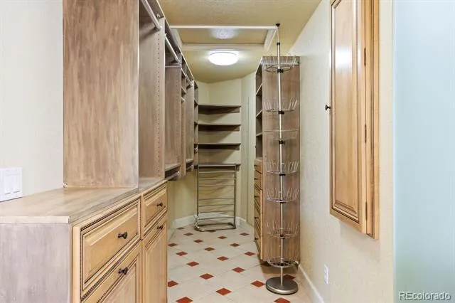 6528 S Oneida Court Centennial, CO 80111