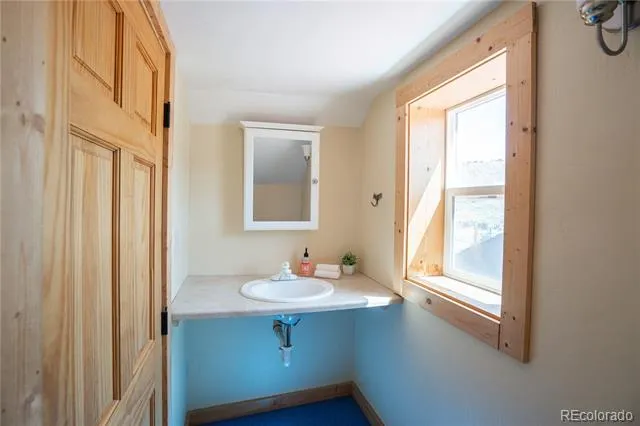 122 S Toledo Avenue Leadville, CO 80461