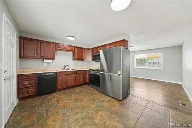 2535 Sonoma Drive Colorado Springs, CO 80910
