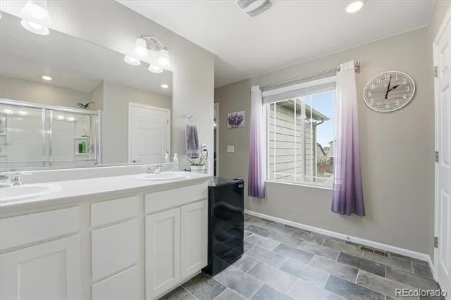 6047 Halifax Court Aurora, CO 80019