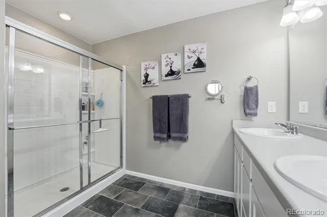 6047 Halifax Court Aurora, CO 80019