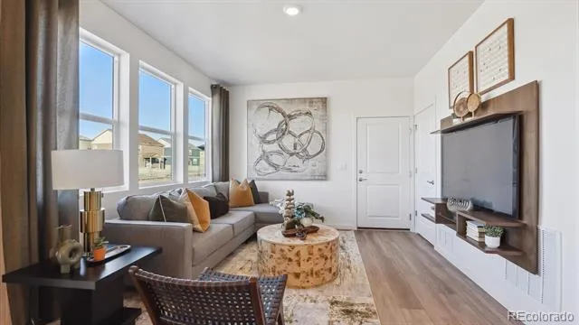 18735 E 98th Avenue Commerce City, CO 80022