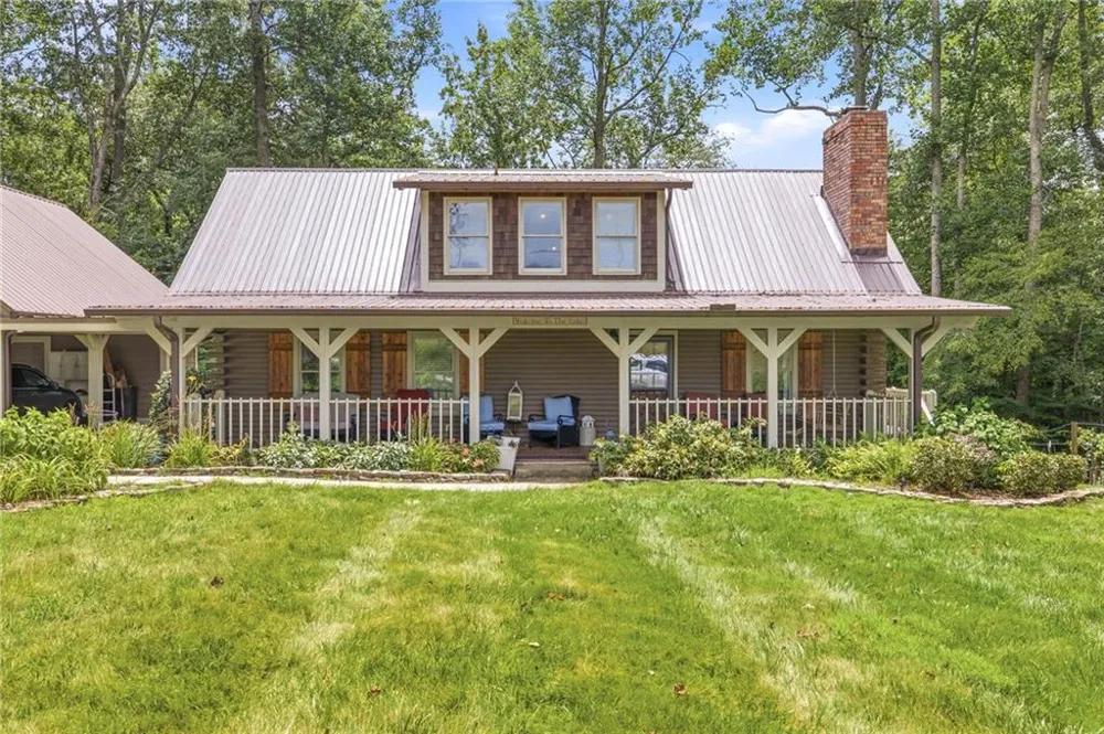 938 Waters Street W Clarkesville, GA 30523