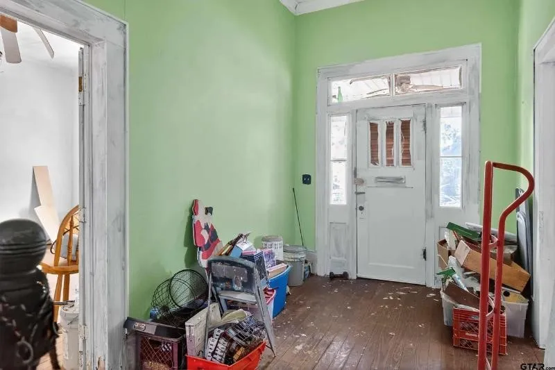 501 E Duval Street Troup, TX 75789