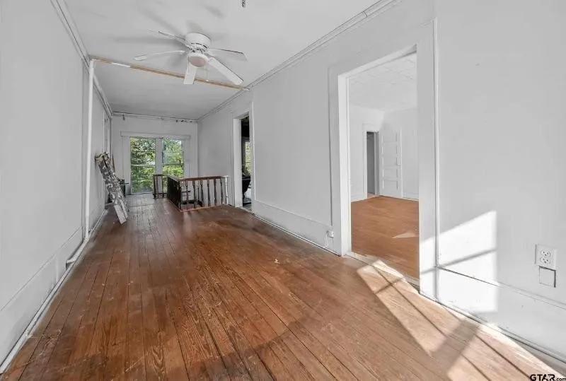 501 E Duval Street Troup, TX 75789