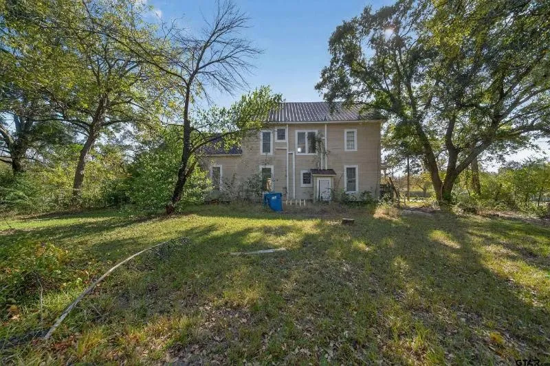 501 E Duval Street Troup, TX 75789