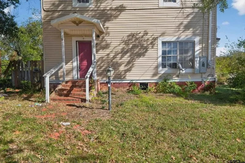 501 E Duval Street Troup, TX 75789