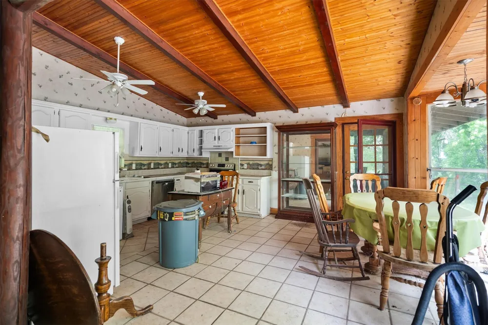 3135 County Road 427 Anna, TX 75409