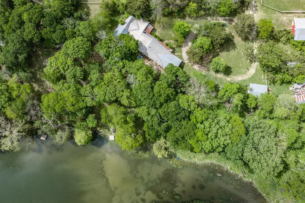 3135 County Road 427 Anna, TX 75409