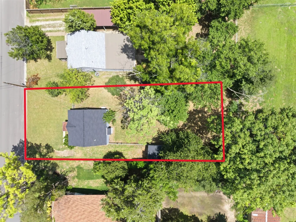 707 W Water Street Weatherford, TX 76086