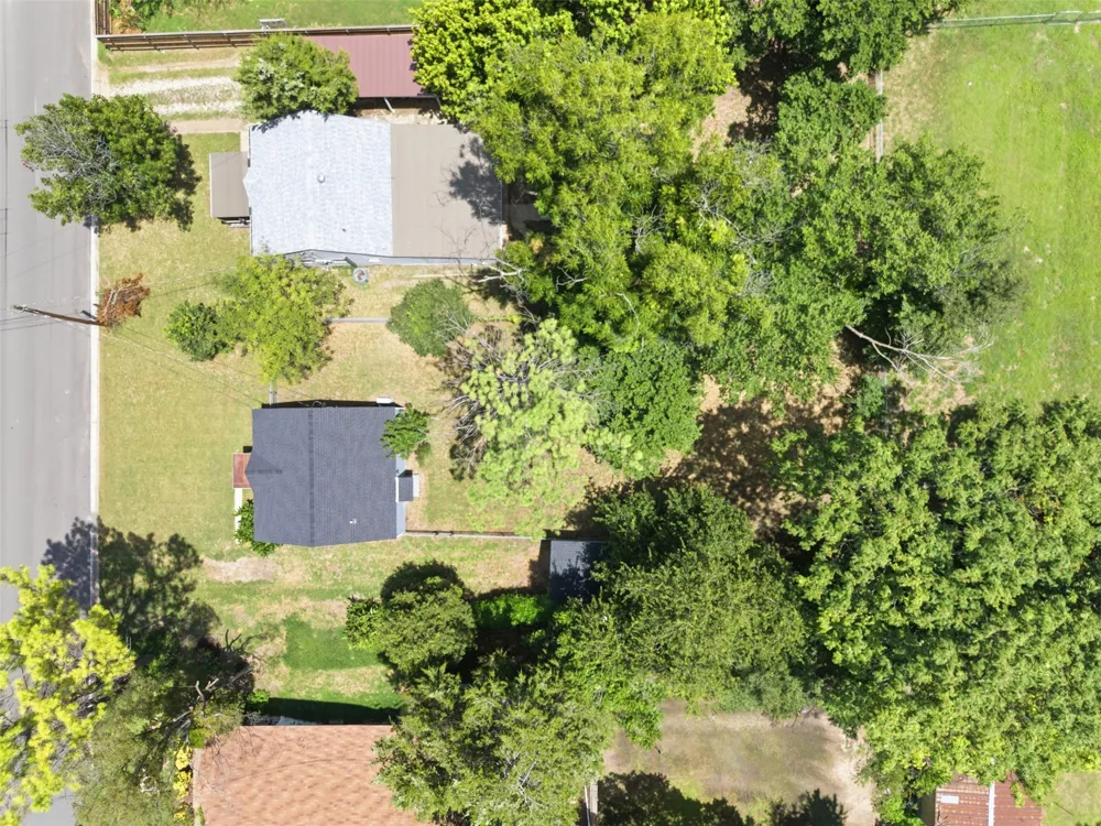 707 W Water Street Weatherford, TX 76086