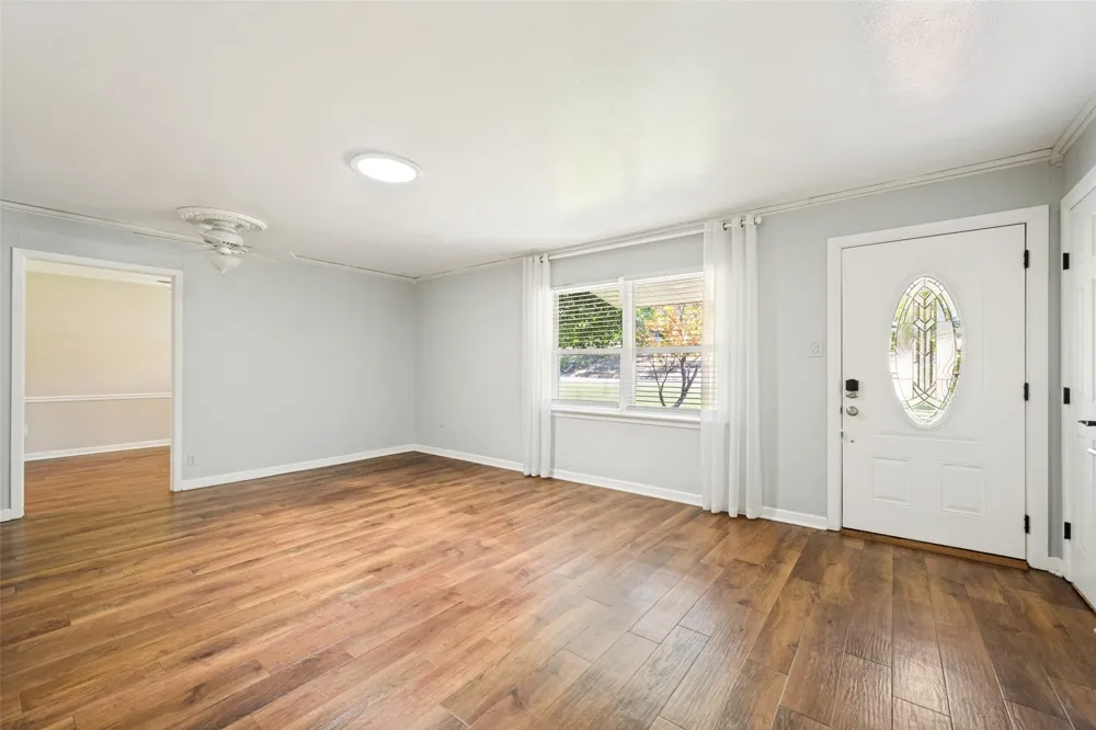 1504 Briarwood Boulevard Arlington, TX 76013