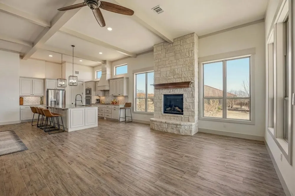 119 Valley View Glen Rose, TX 76043