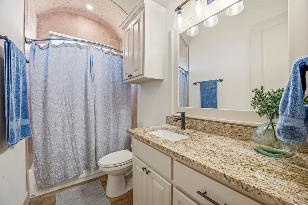 119 Valley View Glen Rose, TX 76043