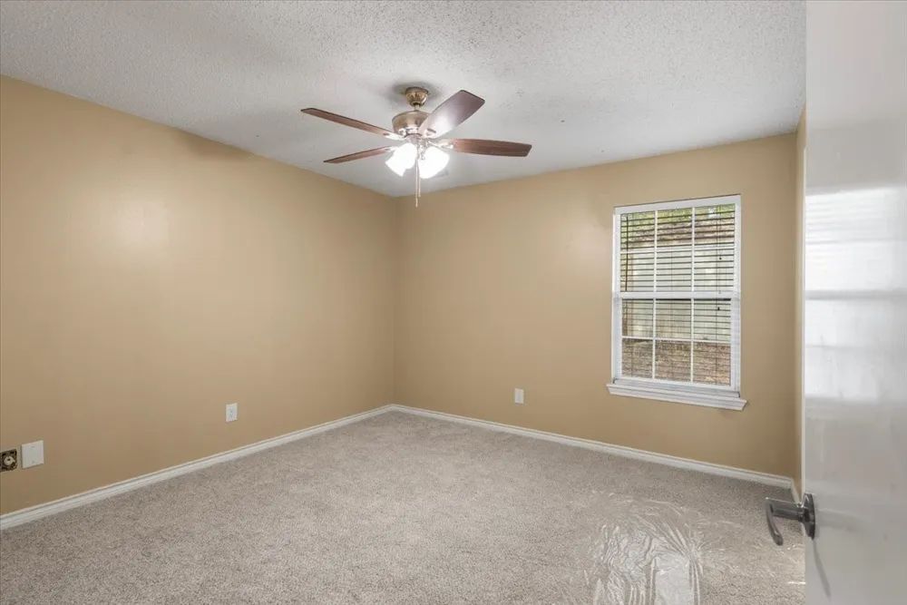 10204 Rolling Pines Drive Tyler, TX 75707