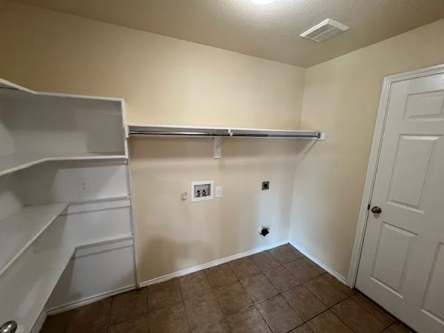 2001 Hickory Trail Anna, TX 75409