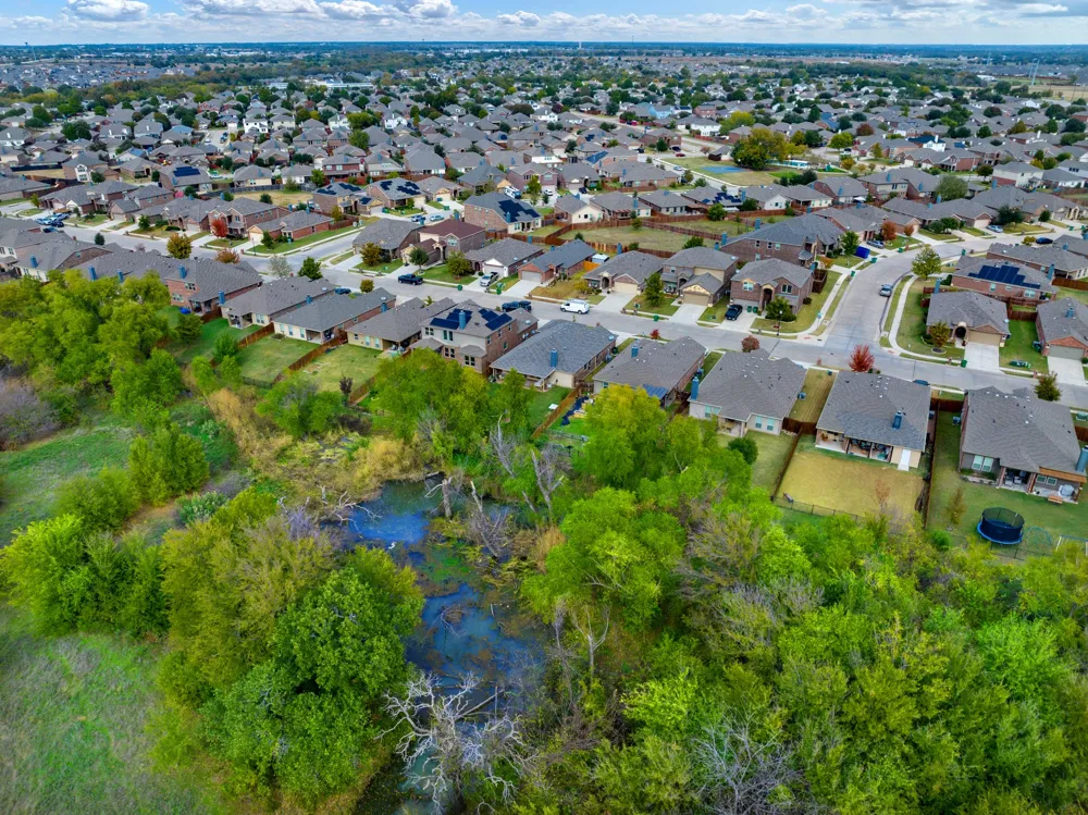 1120 Cheyenne Drive Aubrey, TX 76227