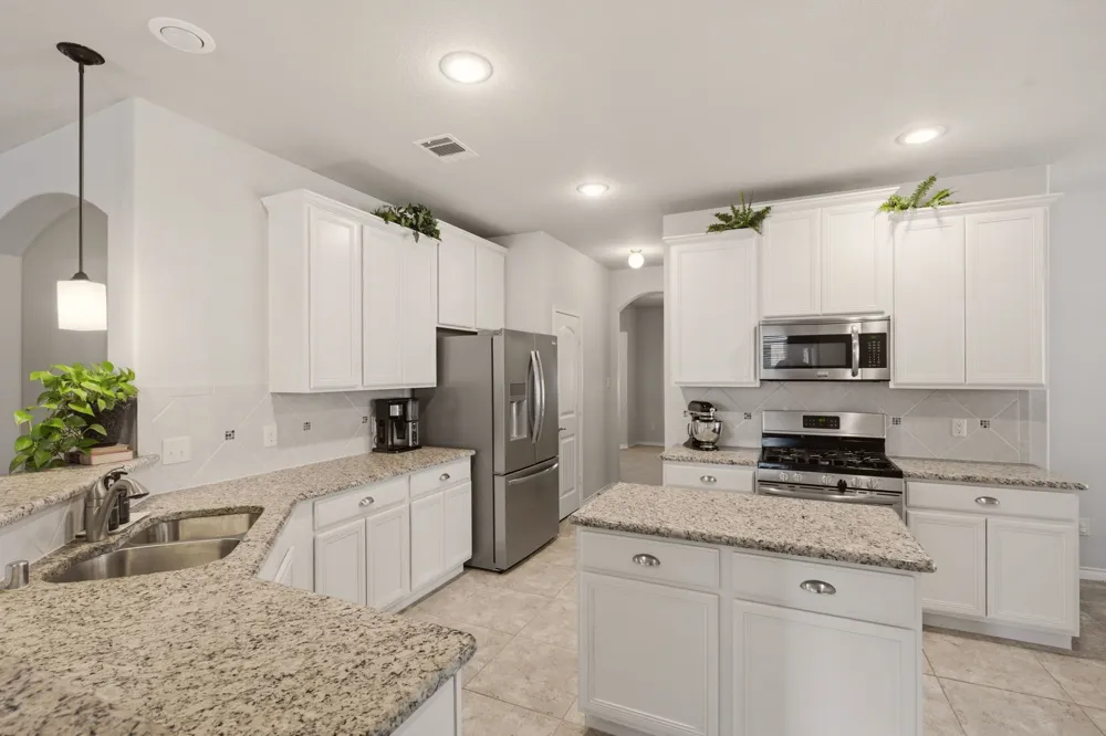 1425 Clayton Lane Celina, TX 75009