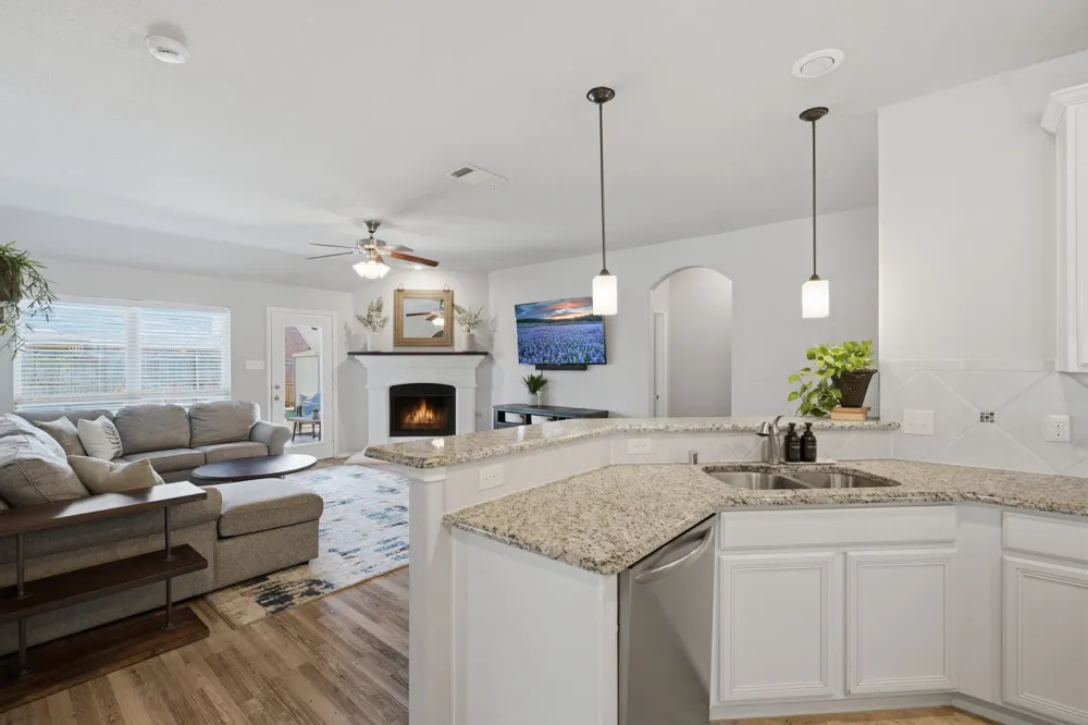 1425 Clayton Lane Celina, TX 75009
