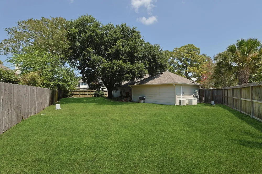 8007 Tustin Drive Houston, TX 77095