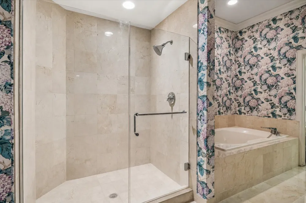 511 S Post Oak Lane #6D Houston, TX 77056