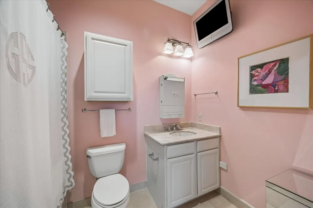 511 S Post Oak Lane #6D Houston, TX 77056