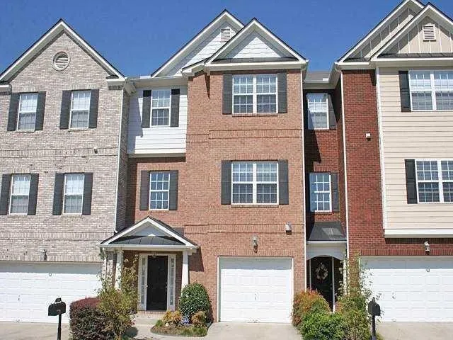 2207 Pebble Beach Drive Lawrenceville, GA 30043