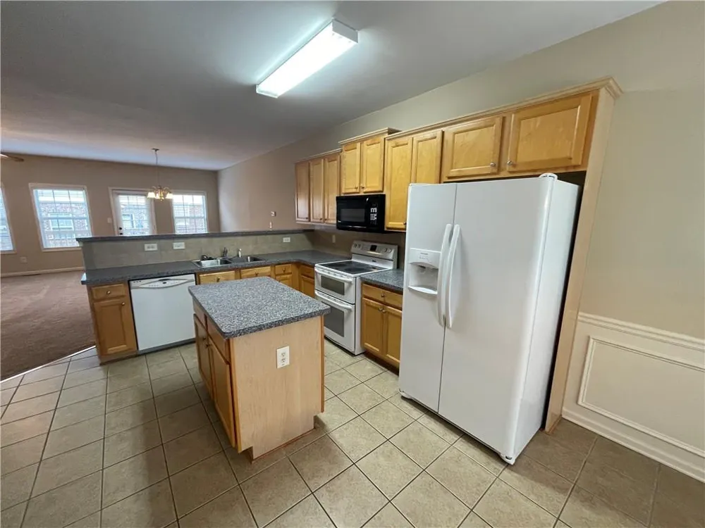 2207 Pebble Beach Drive Lawrenceville, GA 30043