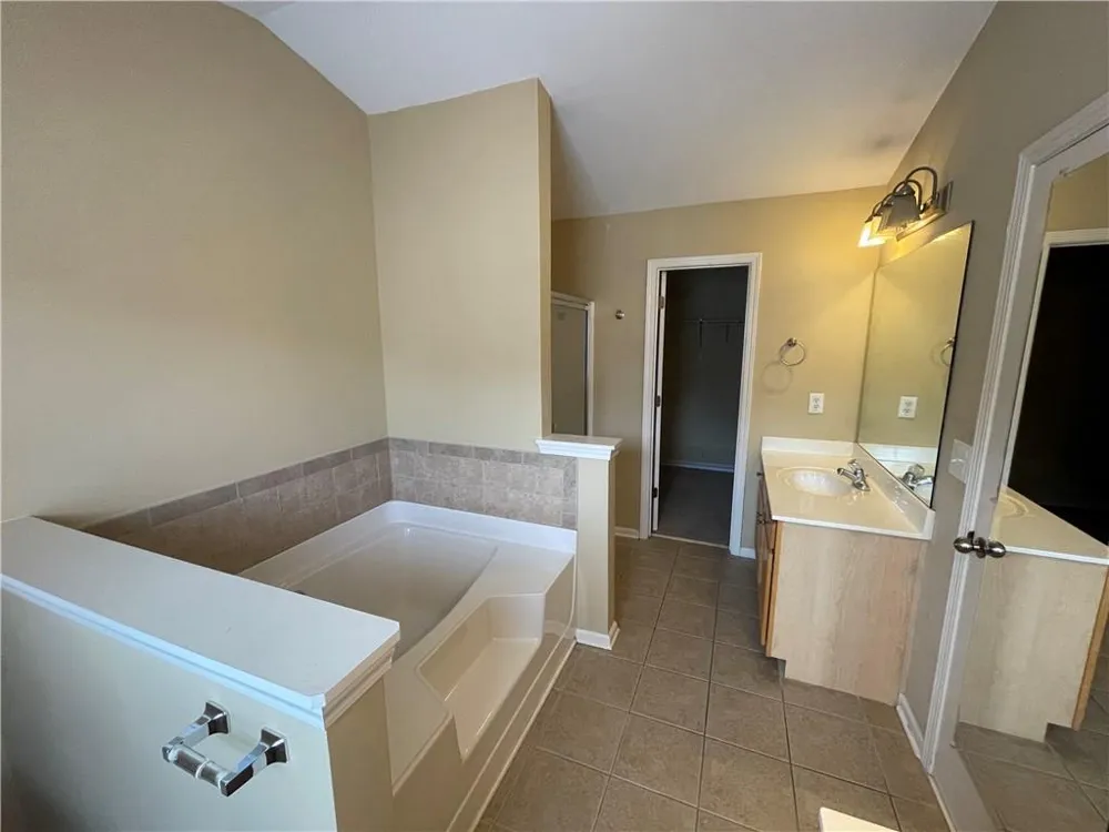 2207 Pebble Beach Drive Lawrenceville, GA 30043