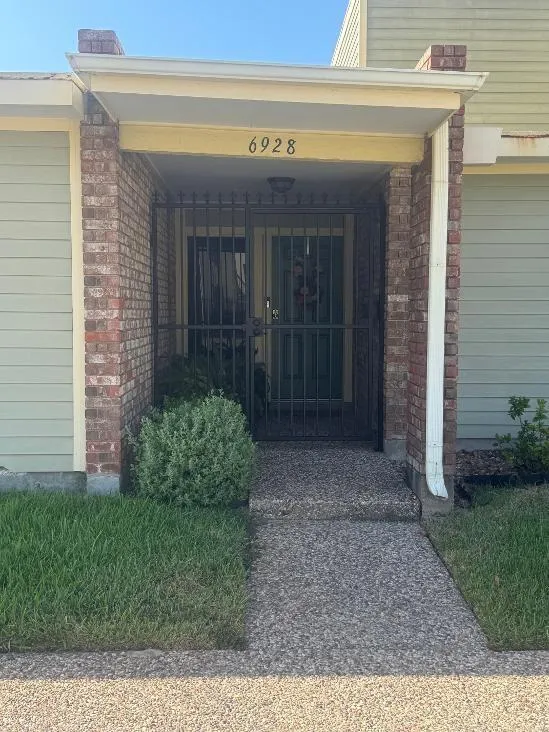 6928 Lasker Drive Galveston, TX 77551