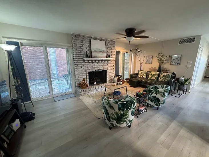 6928 Lasker Drive Galveston, TX 77551