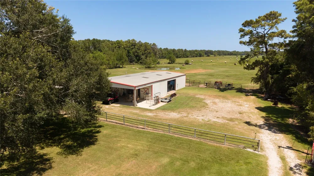 19314 Dallas Road Crosby, TX 77532