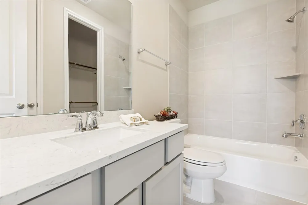2723 Lakeside Shore Drive League City, TX 77573