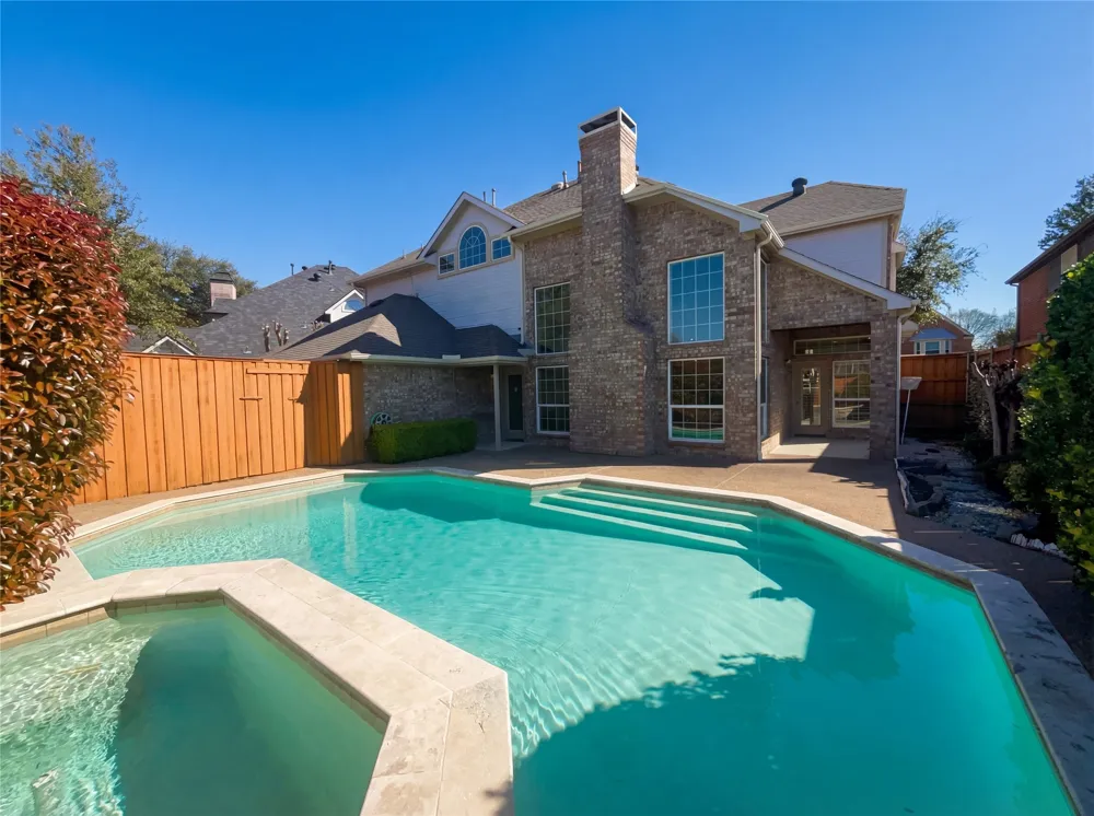 2741 Barrington Drive Plano, TX 75093