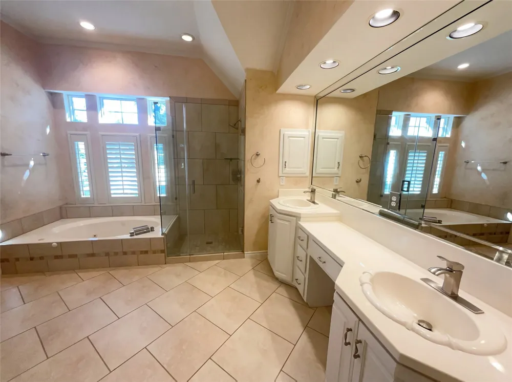 2741 Barrington Drive Plano, TX 75093