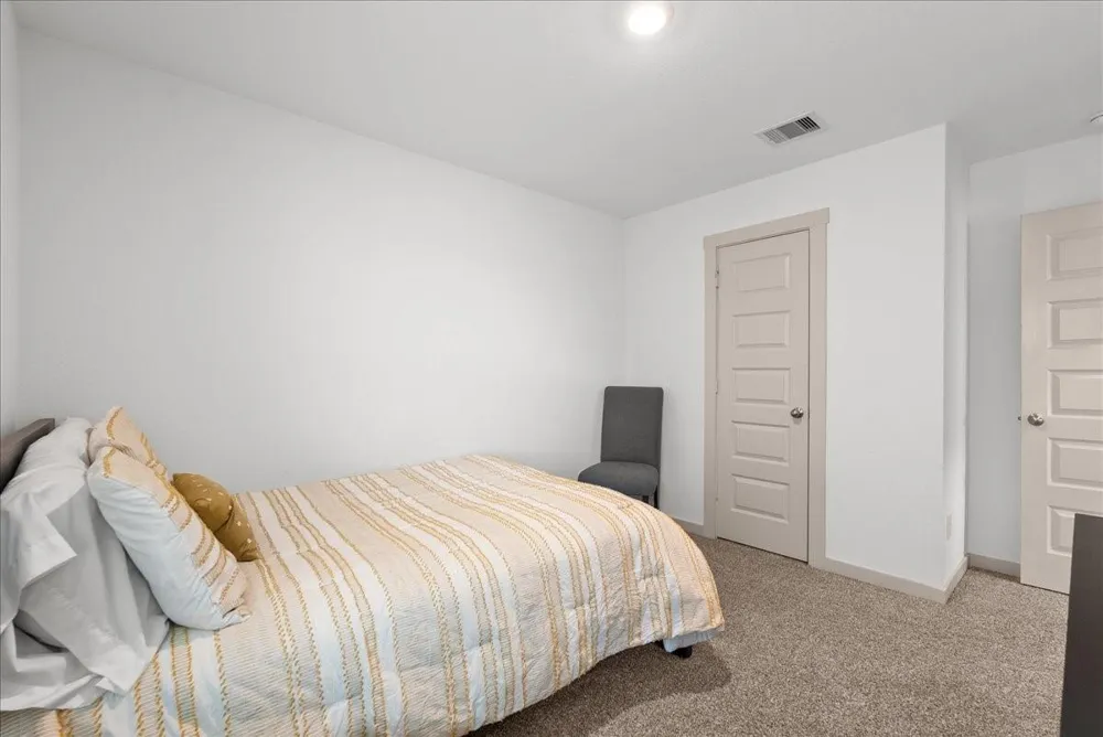 8207 Sugar Cane Lane Rosharon, TX 77583