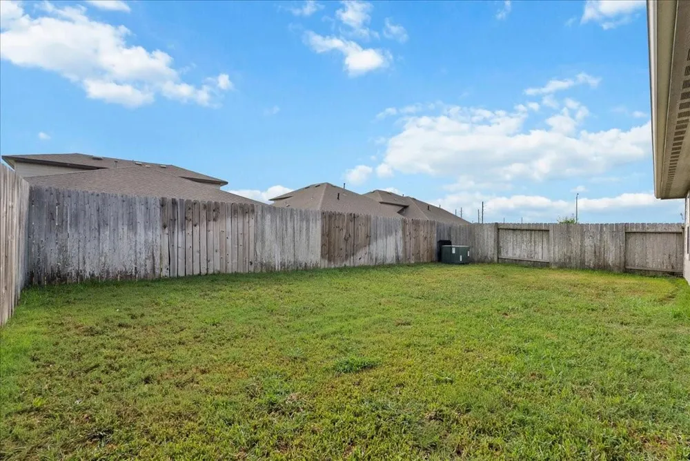 8207 Sugar Cane Lane Rosharon, TX 77583
