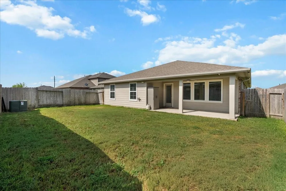 8207 Sugar Cane Lane Rosharon, TX 77583