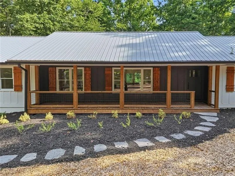 627 Ammons Drive Waleska, GA 30183