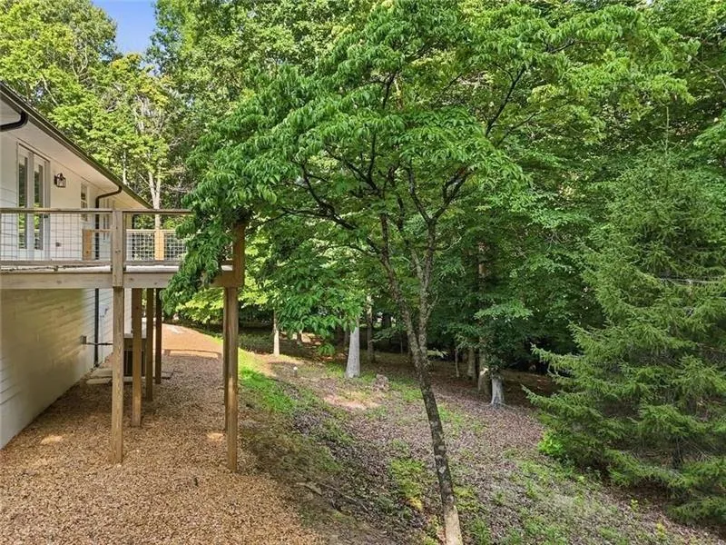 627 Ammons Drive Waleska, GA 30183