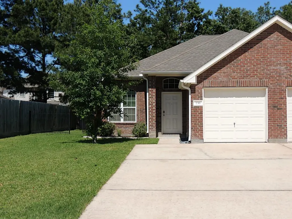 236 Canterbury Drive Conroe, TX 77303