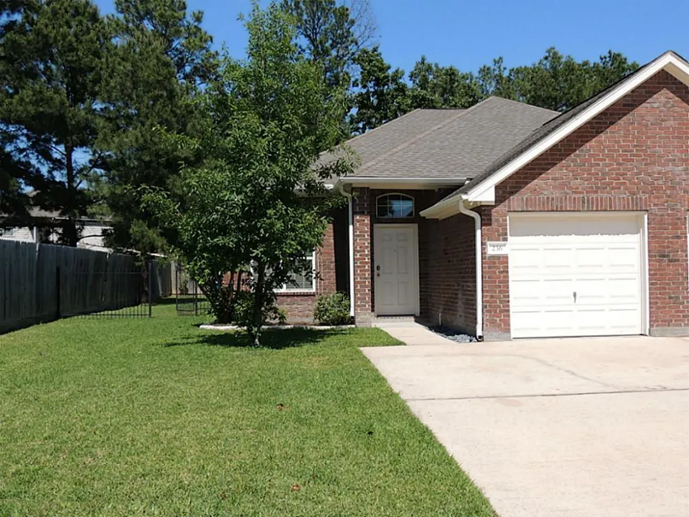 236 Canterbury Drive Conroe, TX 77303